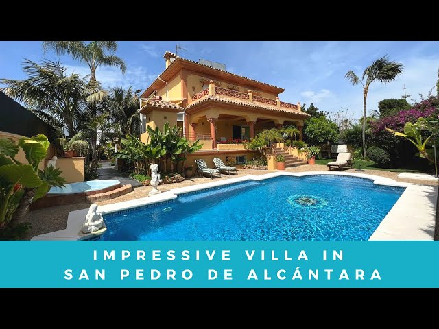 Impressive Andalusian style villa in San Pedro de Alcántara