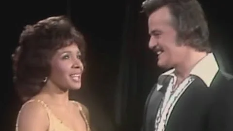 Shirley Bassey - You Don't Bring Me Flowers (Duet ...