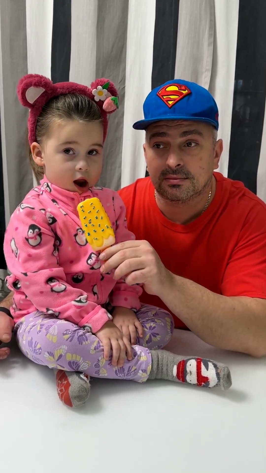 comedy: ?dad pranks baby with ice cream?❤️?
