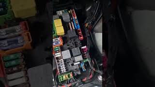 MERCEDES SPRINTER 2018 TO 2023 FUSE AND RELAY BOX LOCATION