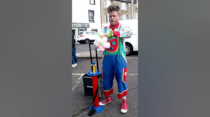 Balloon making #shorts - DayDayNews