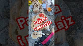 More, Pašteta I Paradajz Čica