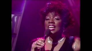 GLORIA GAYNOR - I AM WHAT I AM