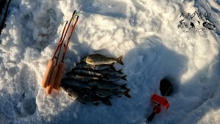 СУПЕР КЛЕВ! ОПАСНАЯ рыбалка на хариуса по весеннему льду