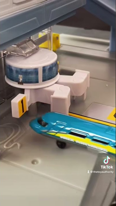 PASSENGERS, PREPARE FOR TAKEOFF!✈️ #Shorts