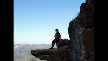 Mỏm đá tử thần Pải Lủng - Mèo Vạc