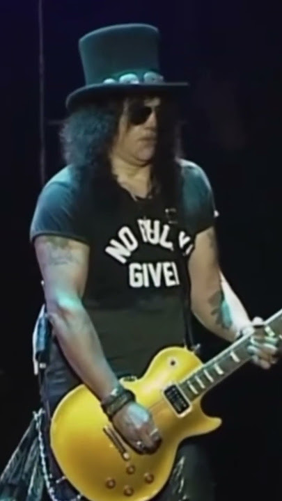 Slash Gives an Update on Guns N' Roses