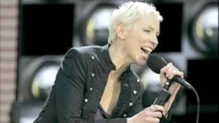 ANNIE LENNOX - Honestly chords