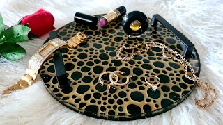 #1367 WOW! Incredible Lacing In This Gold And Black Resin Tray