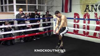 Danny Garcia jumping rope for media ahead of Guerrero clash