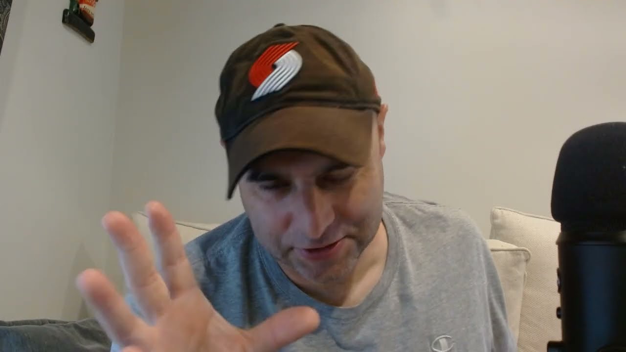 ASMR Gum Chewing Premier League Ramble and Choosing a Team