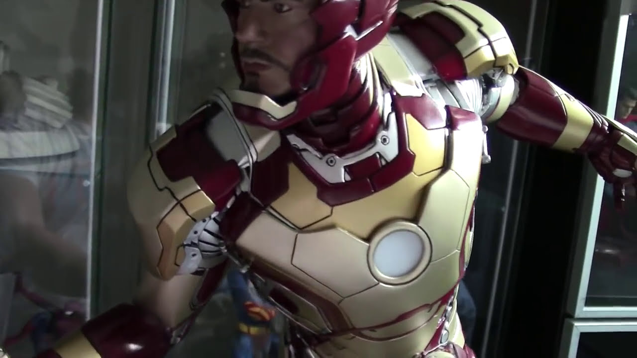 Iron Man Mark 42 Quarter Scale Maquette Statue (Review) | Sideshow Collectibles