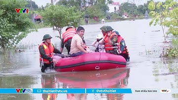 Hà Nội khẩn trương sơ tán người dân vùng ngập lụt | VTVWDB
