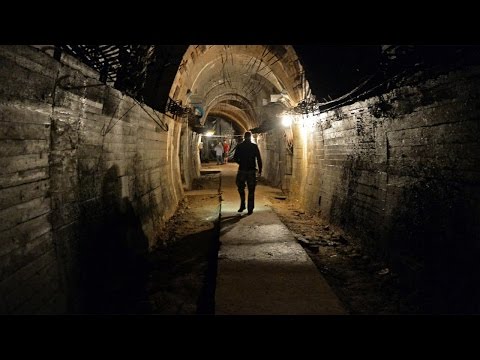 Video: Verdomde Schatten Van De Nazi's - Alternatieve Mening