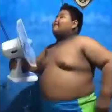 Panas panas haruedang