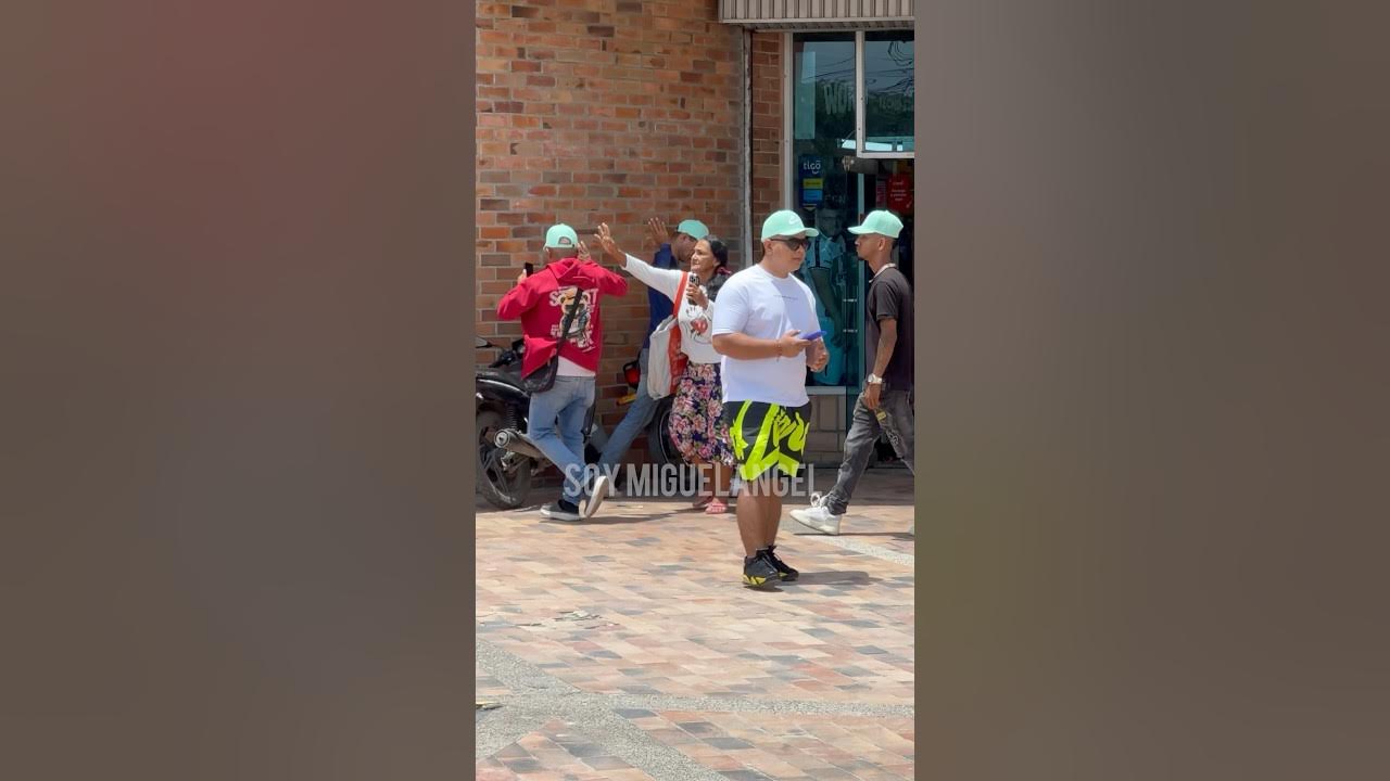 La gorra 🧢 / idéntica #funny #comedyvideo #prank #comedy #funnyvideo #humor La gorra 🧢 / idéntica #funny #comedyvideo #prank #comedy #funnyvideo #humor