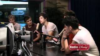 One Direction take over Radio Disney - Favourite bands