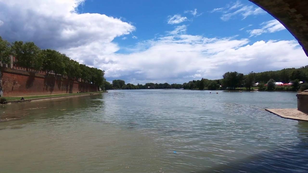 Pont Neuf Toulouse, France