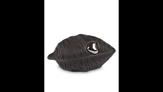 Download Lagu legendURN Leaf shaped cremation ashes mini urn with silver heart 102719 MP3 Download Lagu legendURN Leaf shaped cremation ashes mini urn with silver heart 102719 MP3