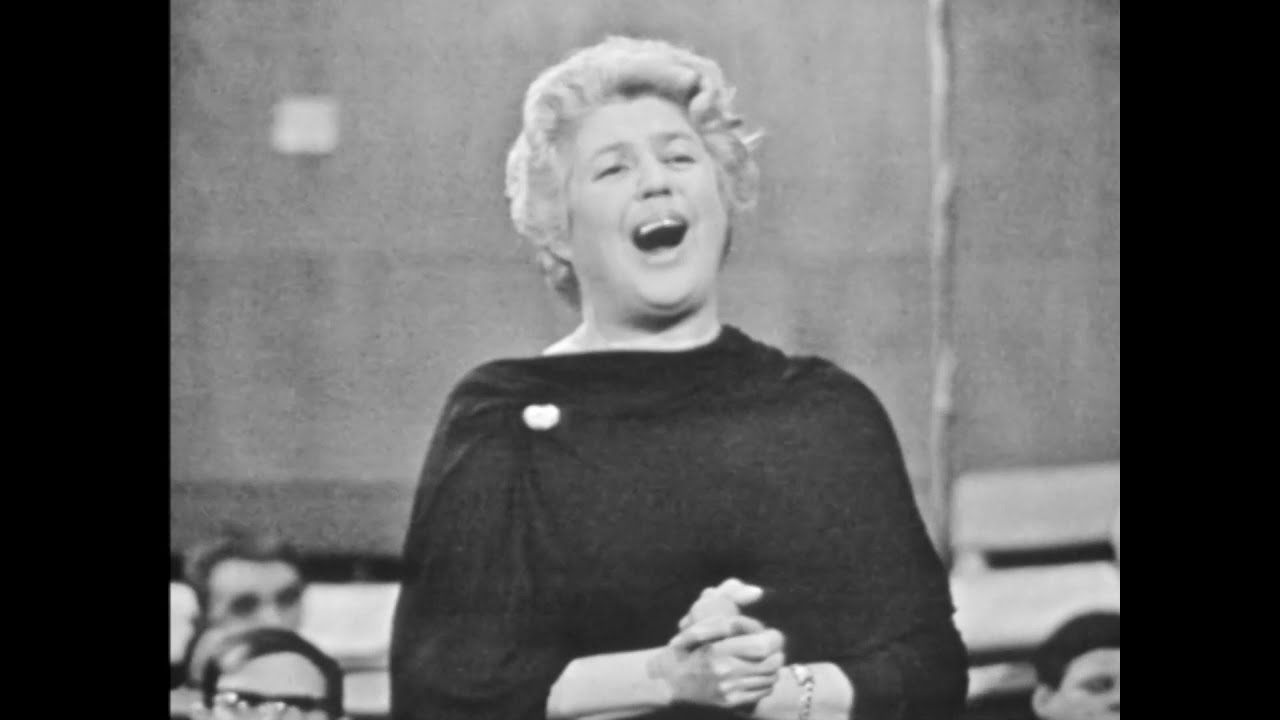 Lohengrin: "Euch Lüften, die mein Klagen" Elisabeth Grümmer (1965) [SUBS]