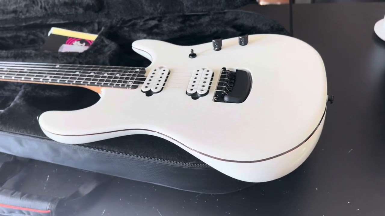 Ernie Ball Music Man Jason Richardson Signature Cutlass 6 HH