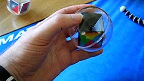 Cubedron Puzzle - Rotating one piece by 180 degrees