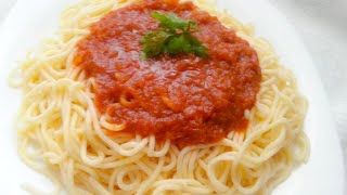 سباقيتي بدون لحم بالصلصة الطماطم على الطريقة الإيطالية Spaghetti sauce tomate