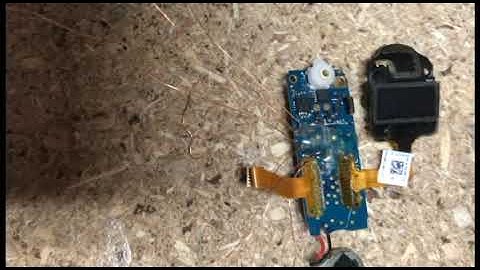 Tracing the Debug Port Signals on FitBit