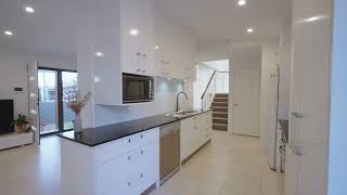 15 Fourth Avenue, Labrador QLD 4215
