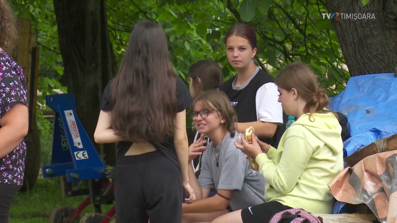 „Color the Village”- festivalul faptelor bune la Fărășești #LumeaDeAproape @TVRTM​