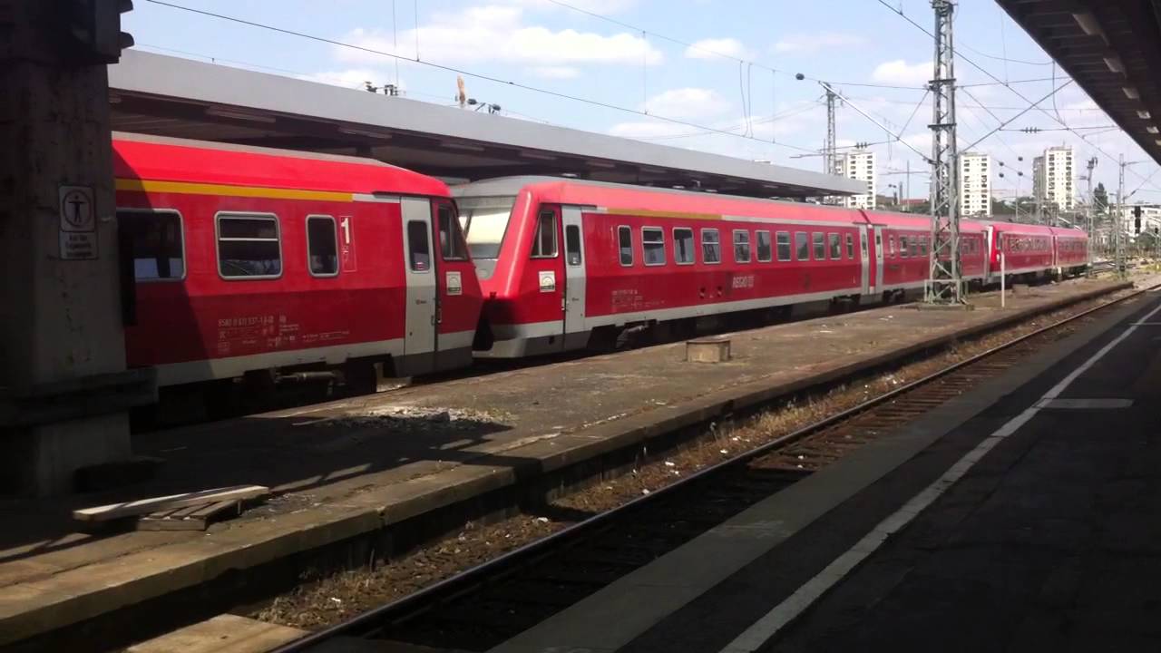 Einfahrt Baureihe 611 in Dreifachtraktion in Stuttgart Hbf