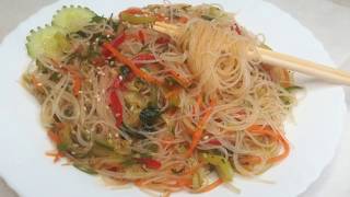 Салат из фунчозы по-корейски с овощами Салат из фунчозы по-корейски с овощами