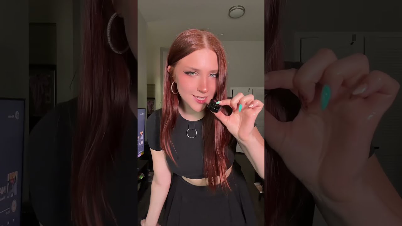 HELP ME PICK AN OUTFIT 