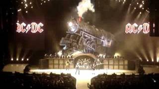 AC/DC - Intro / Rock 'N Roll Train (live NYC - 11/12/08)