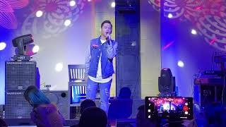 "Ngayong Nandito Ka" by Mark Michael Garcia (4k quality) Live @ Johnny B. Good