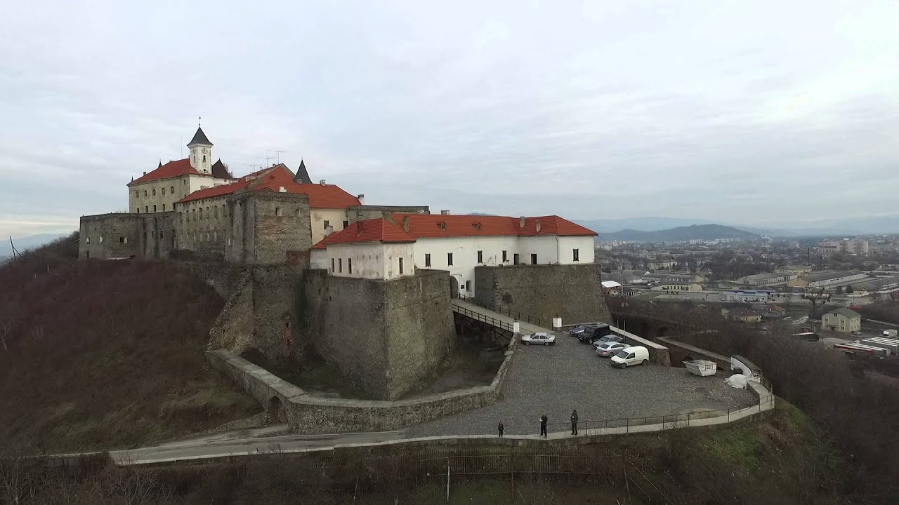 Картинки по запросу замок паланок фото