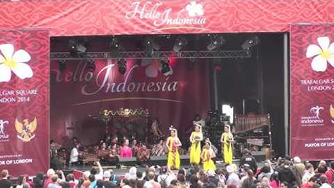 Gambyong Pangkur by Andrea Rutkowski, Widya Rachmawati, Dewi Ariati, Ni Made Pujawati