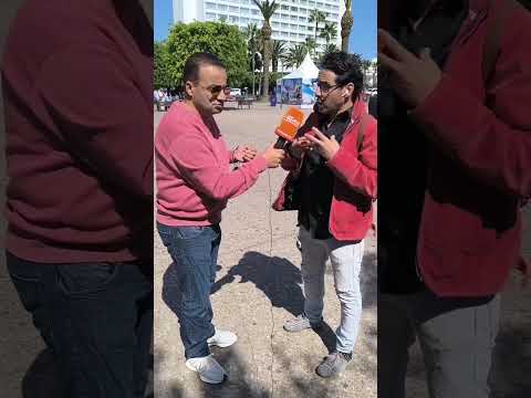 بوجهو حمر كايقولها كايشوف البنات وكايعمل العا دة السر ية