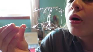 Cubed bubble wand