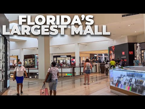 Florida's Largest Indoor Shopping Mall : Walking Aventura Mall in April 2022