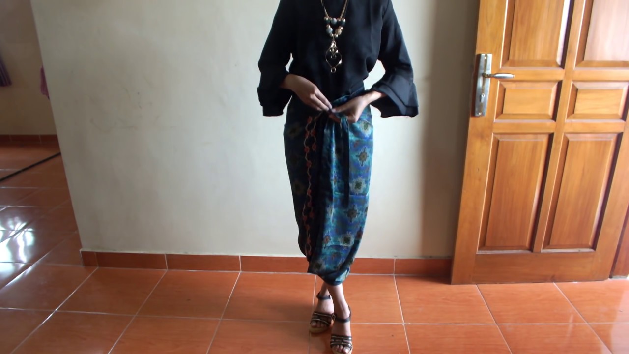  Cara Pakai Rok batik Lilit  simple dan elegan Part II YouTube