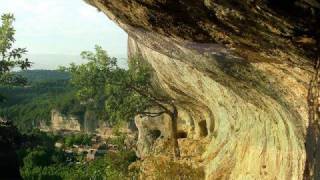Walking Dordogne Prehistoric Dwellings of the Vezere Valley