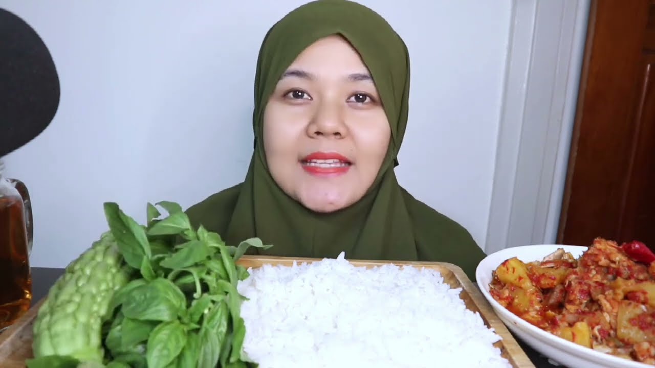 it’s the best to cook like this!! Spicy and sour fish head Mukbang