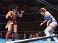 華名vs里村明衣子　Kana VS Meiko Satomura - 2-13-2011 (Triple Tails Osaka event)