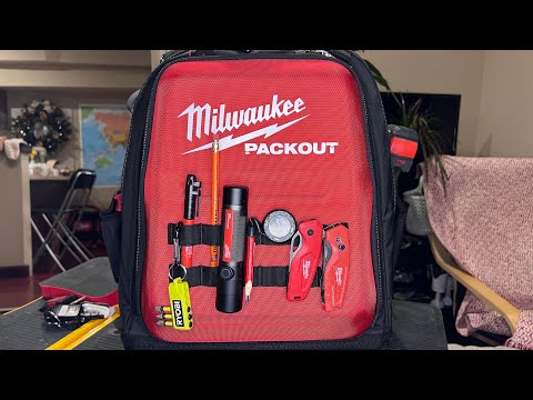 Рюкзак Milwaukee(15 in. PACKOUT Backpack) и строительные сумки. Рюкзак Milwaukee(15 in. PACKOUT Backpack) и строительные сумки.