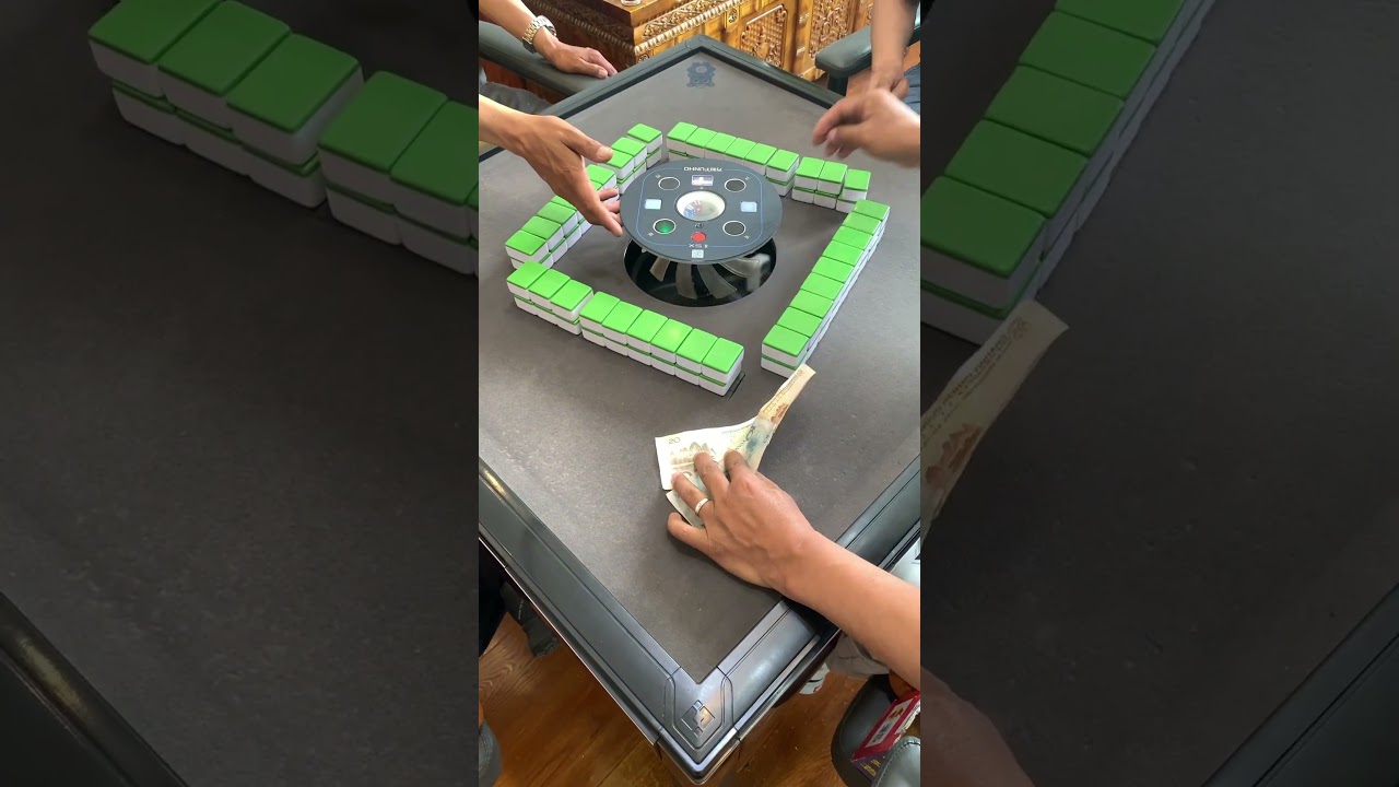 Премиальный робо-стол для игры в маджонг