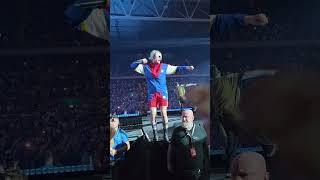 Download Lagu Linkin Park - Two Faced Live - Düsseldorf #düsseldorf #linkinpark #lidl #emilyarmstrong #mikeshinoda MP3 Download Lagu Linkin Park - Two Faced Live - Düsseldorf #düsseldorf #linkinpark #lidl #emilyarmstrong #mikeshinoda MP3