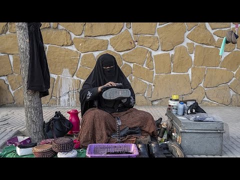 Талибы заставляют женщин возвращаться к мужьям-насильникам