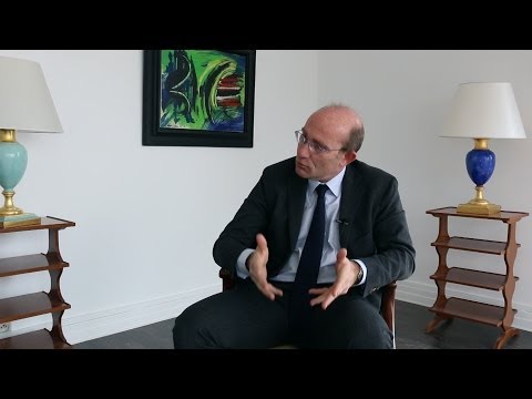 Vidéo: Qu'est-ce qu'un directeur de ligne de service ?