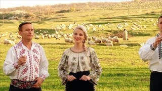 Video thumbnail of "Lena Miclaus si Lele Craciunescu  Noi suntem neam de ciobani - 2013 HD"